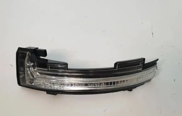 Volkswagen Touran III Mirror indicator light 760949101