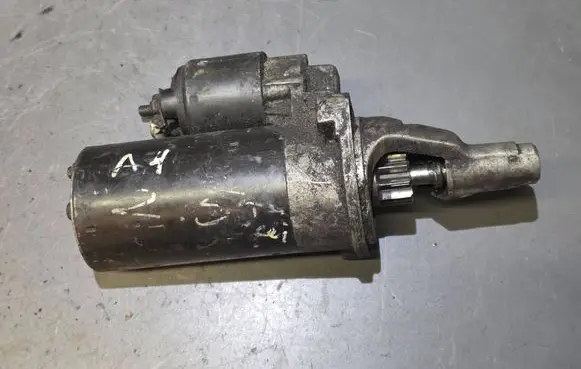 Audi A6 S6 C5 4B Starter motor 059911023H