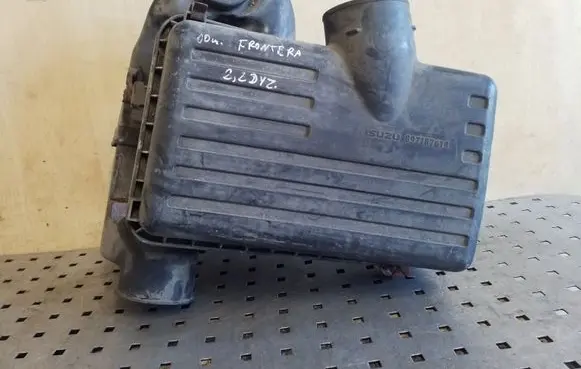 Opel Frontera B Air filter 897187614