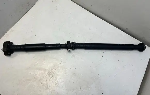 BMW X7 G07 Middle center prop shaft 8854387 8857624
