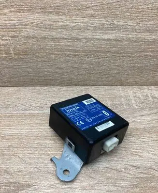 Toyota Prius (XW20) Door control unit/module 8974147100 61B173000