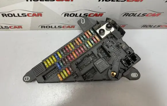 BMW 5 E60 E61 Fuse box set 690661901 690661805