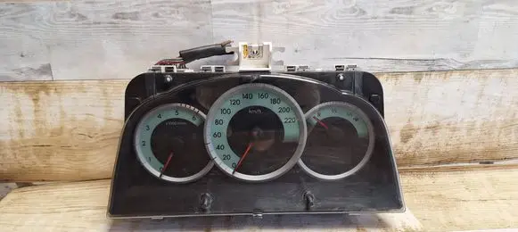 Speedometer (instrument cluster)
