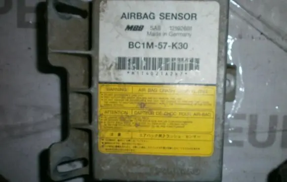 Mazda 323 F Airbag control unit/module BC1M57K30 12192601