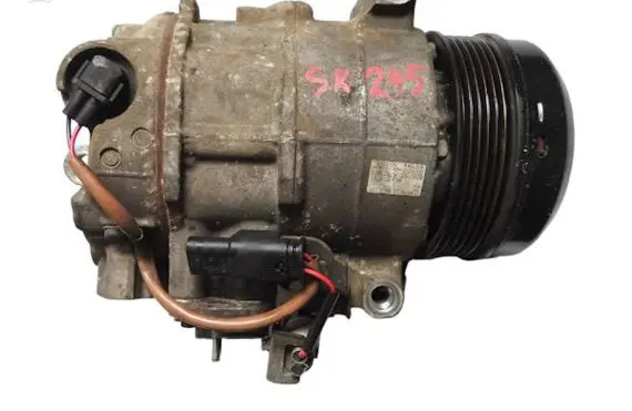 Mercedes-Benz C AMG W204 Air conditioning (A/C) compressor (pump) A0008302700