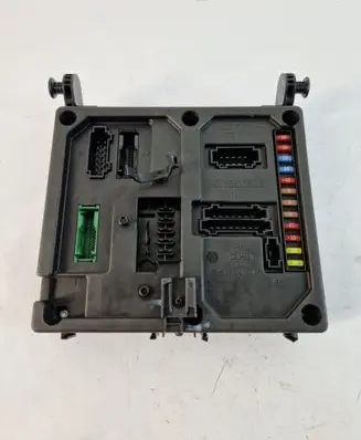 Seat Alhambra (Mk1) Comfort/convenience module s120042300f
