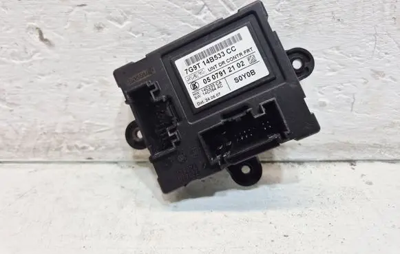 Ford S-MAX Door control unit/module 7G9T14B533