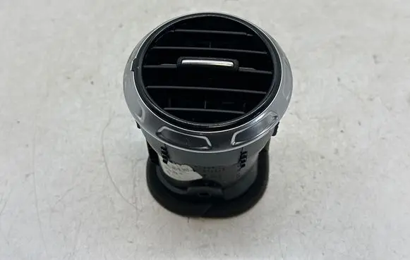 Audi TT TTS Mk2 Dashboard side air vent grill/cover trim 8J0820901E
