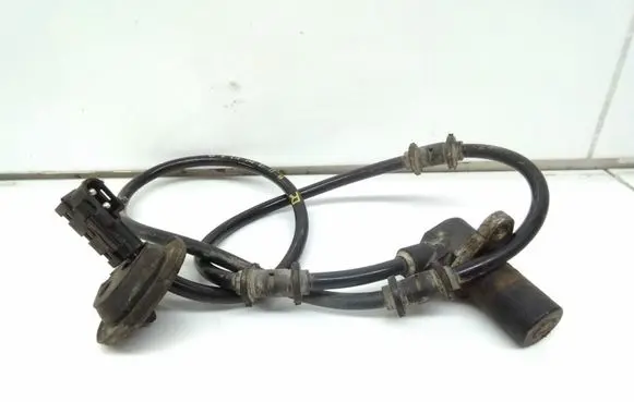 Mercedes-Benz E W210 ABS rear brake sensor 0265006193
