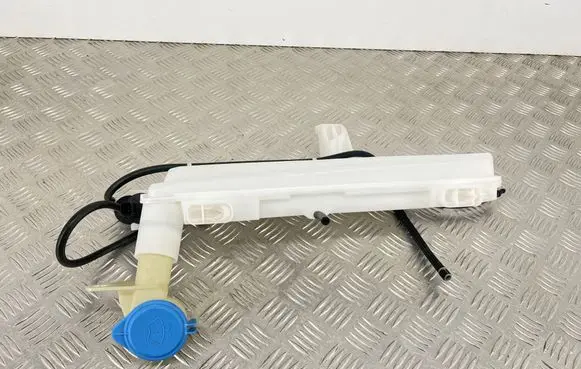 Peugeot 3008 III Windshield washer fluid reservoir/tank 9839834780 9839957780