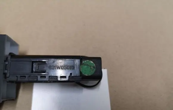 Hyundai Santa Fe Air conditioning (A/C) switch 202002962 621W05010