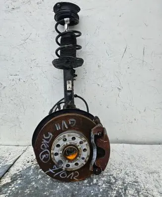 Volkswagen Golf VII Front wheel hub 5Q0413023FK