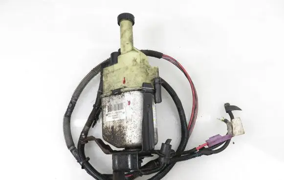 Opel Astra G Power steering pump 26082652 9226480