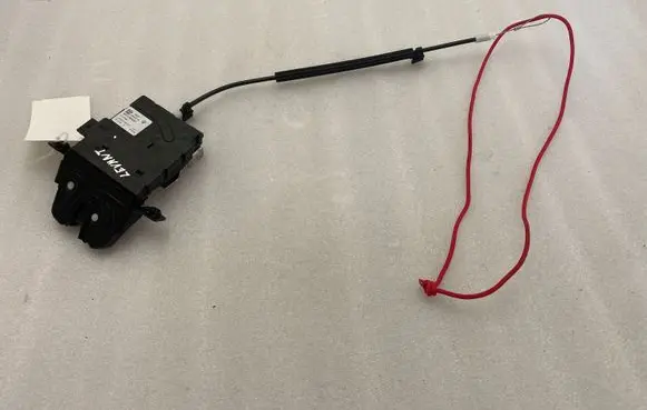 Maserati Levante Tailgate/trunk/boot lock/catch/latch 06701090450