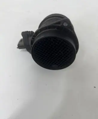 Volvo V70 Mass air flow meter 0280218088 8670115