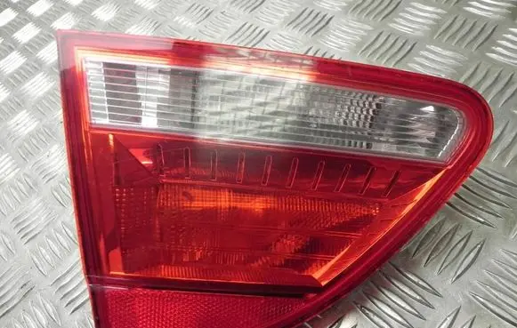 Rear/tail lights