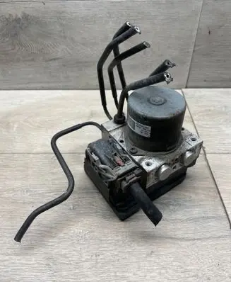 KIA Ceed ABS Pump 6158945200 EM315H252789