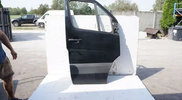 Mercedes-Benz Sprinter W906 Front door 
