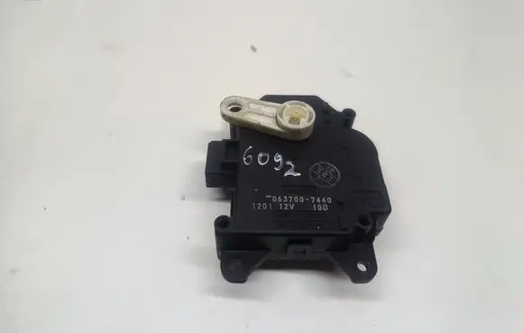 Toyota Prius (XW10) Air flap motor/actuator 0637007440