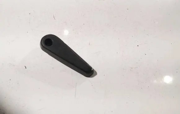 Nissan Almera Tino Rear seat side bottom trim 13167477