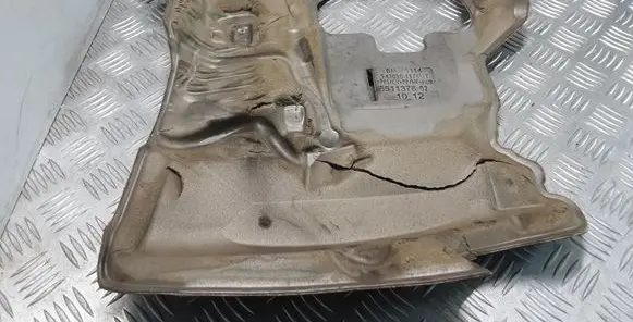 BMW 5 F10 F11 Other engine bay part 111454703011