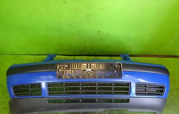 Volkswagen Golf IV Front bumper