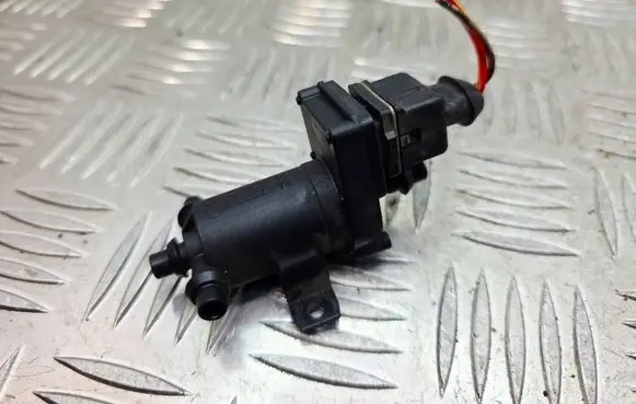 Mercedes-Benz CL C140 Vacuum valve A1408001378