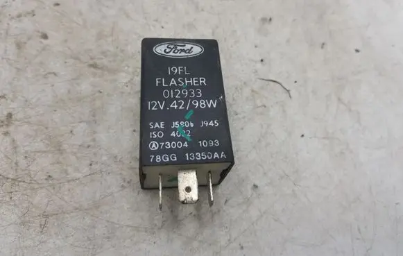 Volkswagen Touareg I Other relay 012933 78GG 13350AA