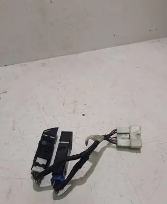 Hyundai Getz Seat heating switch 1C2000612L8 93339 06C14042