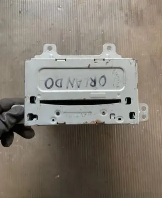 Chevrolet Orlando Radio/CD/DVD/GPS head unit 20983513 MG475499 0ATE050420