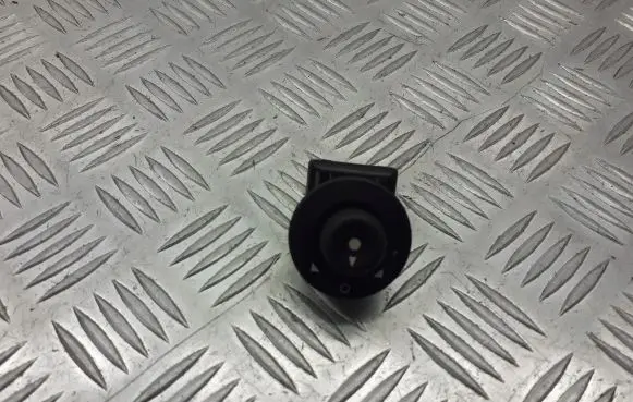 Citroen C3 Wing mirror switch