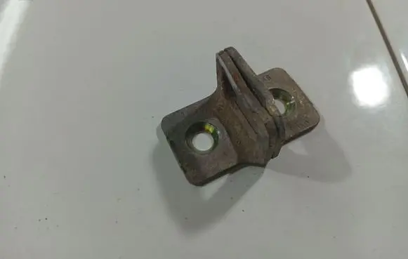 Chrysler Voyager Front door lock loop/hook striker 