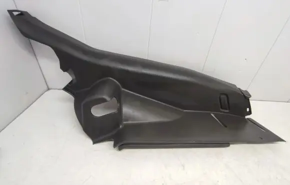 Chevrolet Cruze Rear sill trim cover 96983550