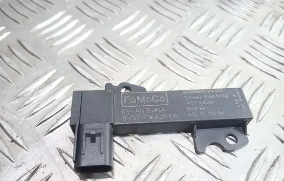 Antenna control unit