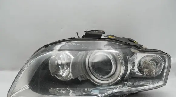 Audi A4 S4 B7 8E 8H Headlight/headlamp 8E0941003BM 1307329115 1305236054
