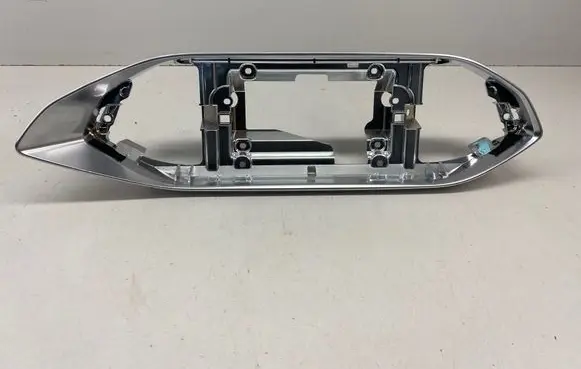 Peugeot 308 Radio/GPS head unit trim 98075499VV 1343932XVV