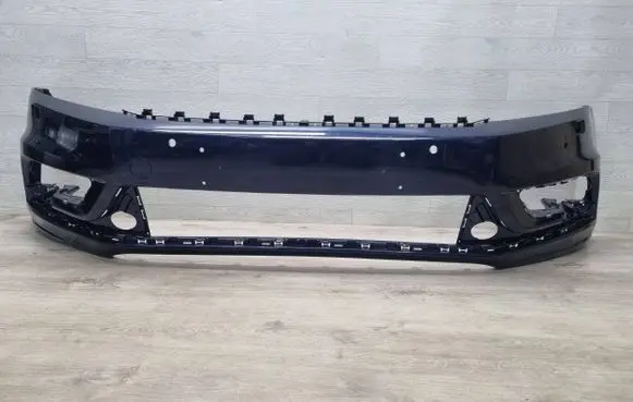 Volkswagen PASSAT B7 Front bumper 3AA807221C