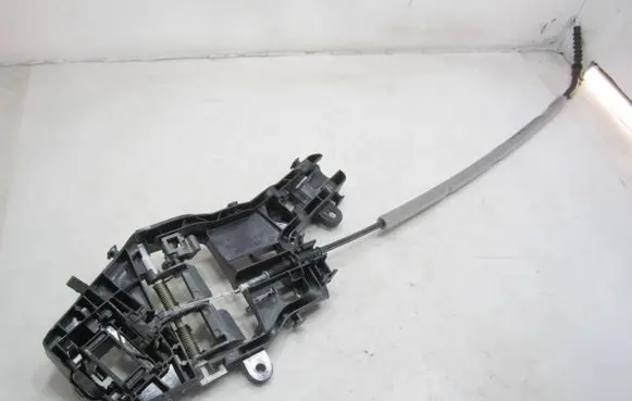 Volkswagen PASSAT B8 Rear door exterior handle/bracket 510837811E 35061627S