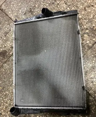 BMW 3 E92 E93 Coolant radiator 758165804