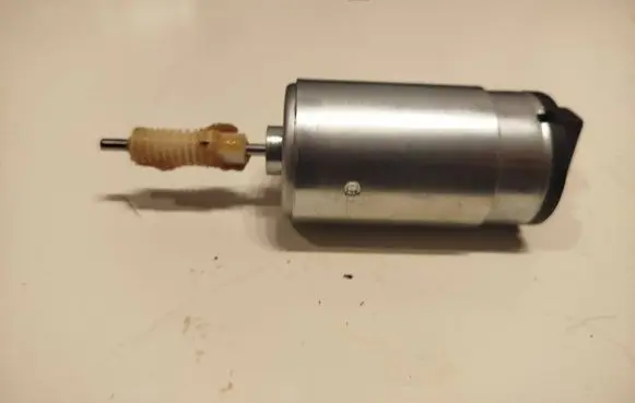 Audi A6 S6 C5 4B Seat adjustment motor 2802240 EC0916 120503C