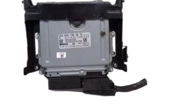 Mercedes-Benz CLS C219 Engine control unit/module 6421503872