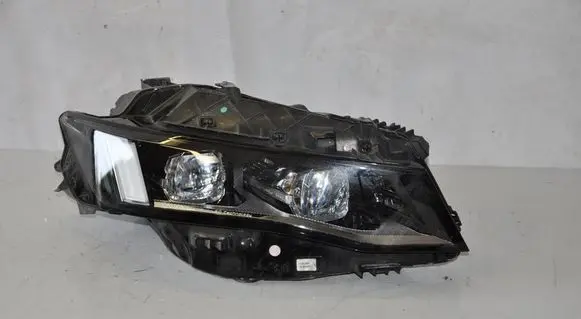 Peugeot 508 II Headlight/headlamp 1674563380