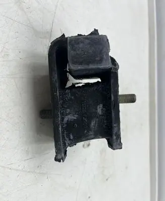 Nissan Cab Star Engine mount bracket 112209X50A