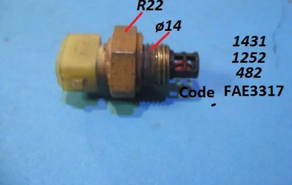 Renault Laguna I Intake air temperature sensor FAE3317 14311252