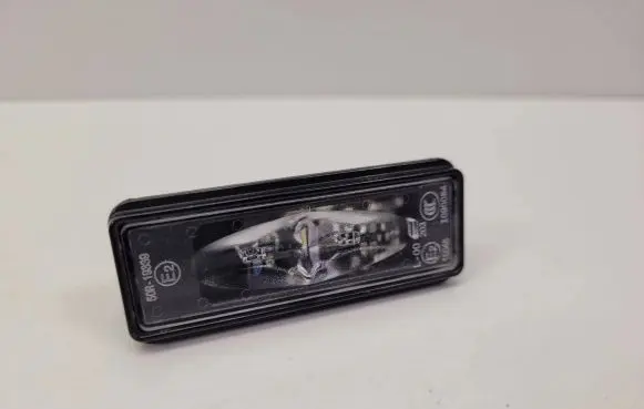 Peugeot 3008 II Number plate light 50R-19339