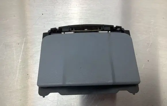 Car ashtray
