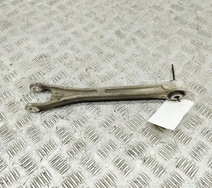 Maserati Levante Rear upper control arm/wishbone 670002808