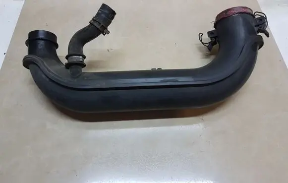 Ford Transit Air intake hose/pipe 6C119R504C 6897649