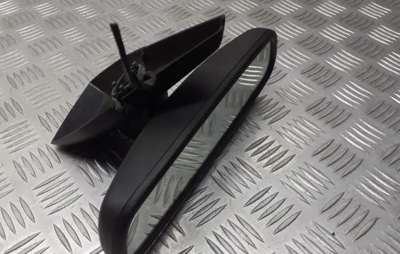 Ford Focus Rearview mirror trim E11015624