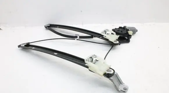 Audi Q3 F3 Front door electric window regulator 83A837461